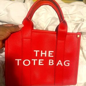 Tote bag